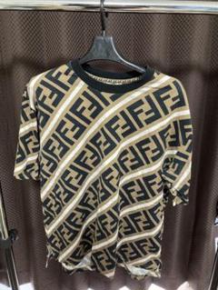 FENDI ロゴプリント Tシャツ Mサイズ