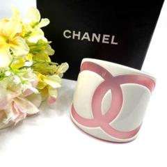 【極美品】シャネル バングル ココマーク 白×ピンク 01P 極美品】シャネル バングル ココマーク 白×ピンク 01P - メルカリ