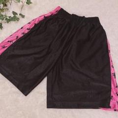 ディズニー　バスケットボールパンツ 黒とピンク　Sサイズ