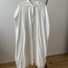 【美品】カフネ　ホワイト シャツカットソー半袖のサムネイル