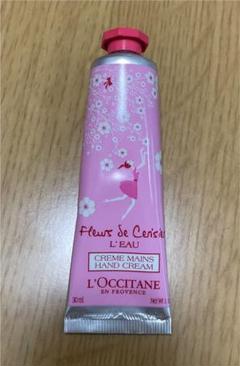 ロクシタン チェリーブロッサム ソフトハンドクリーム
