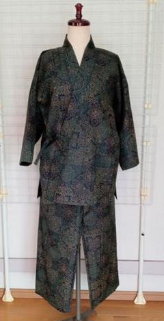 大島紬のお着物から 総合わせ仕立ての作務衣 （紬から女物作務衣