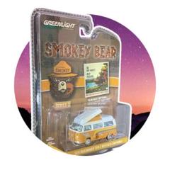 グリーンライト《 '74 VW タイプ2 キャンパー *ワーゲンバス レイト 》