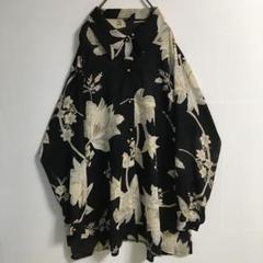 韓国古着 花柄 シアーシャツ 黒 レトロボタン 総柄デザイン 古着女子 レトロ感