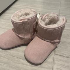 UGG  ブーツ　キッズ20㎝ 楽天市場】アグ キッズ ブーツ 20cm（カラーブラック）（キッズ