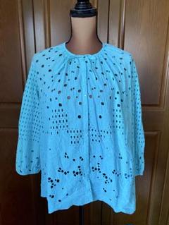極美品✨【レッドバレンティノ】半袖ブラウス　アイレットレース　花柄　総柄ホワイト ヴァレンティノ RED VALENTINO 花柄 レース 40 ホワイト - メルカリ