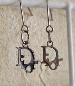 ◇Christian Dior クリスチャンディオール ロゴピアス ストーン