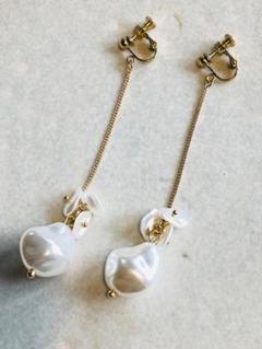 定価5500円 リリーブラウン バロックパール カラー花 イヤリング