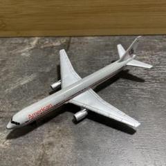 【超レア品】非売品 中古品 アメリカン航空 ビンテージ ロンドン ネームタグ 超レア品】非売品 中古品 アメリカン航空 ビンテージ ロンドン