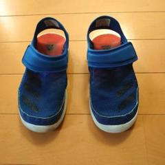 adidas 青 サンダル メッシュ