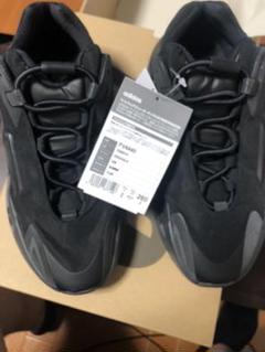 YEEZY BOOST 700 MNVN ADULTS