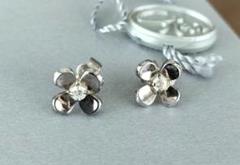 Star Jewelry シルバー925 花モチーフピアス