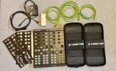 TRAKTOR KONTROL X1 (ケース付き)(ジャンク扱い品) 値下げ！TRAKTOR KONTROL X1 MK2スタンド(ハードケース)付き