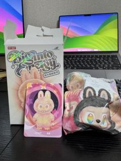 THE MONSTERS Big into Energy LABUBU