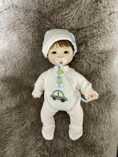 樹脂粘土ベビー　、ドール　男の子 樹脂粘土ベビー ミニチュア 赤ちゃん ポンポン付き帽子の男の子