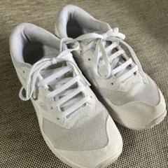 asicsスニーカー