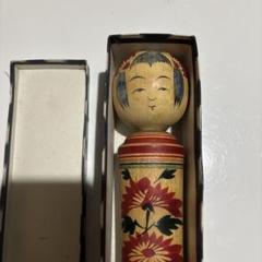日本こけし人形 木製 花柄 鳴子こけし - メルカリ