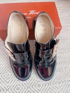 Roger Vivier バックル付きローファー38