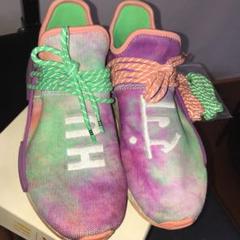 アディダス × ファレル・ウィリアムス NMD PW HU
