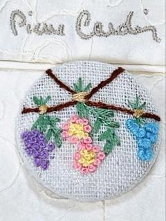 立体フランス刺繍　ドライフラワー　ブローチorヘアゴム　直径38㎜　送料無料