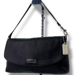 美品 Coach コーチ フラップ アクセサリーポーチ レザー ブラック
