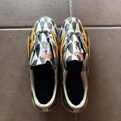 F50 アディゼロ4 HG 25cm紐なし破けあり今日で消す！ F50 アディゼロ4 HG 25cm紐なし破けあり今日で消す！ - メルカリ
