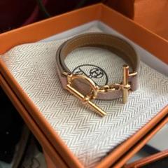 HERMES レザーブレスレット