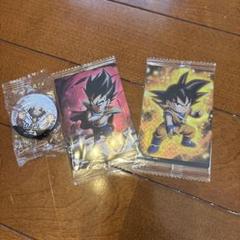 ドラゴンボールカードヒロアカバッジ付き