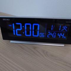【美品】セイコークロック 目覚まし時計 電波 カラー DL207S SEIKO セイコークロック(Seiko Clock) 置き時計 目覚まし時計 電波