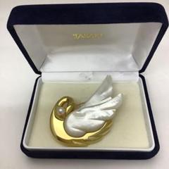 ⭐️SALE⭐【美品】タサキ　ブローチ　アコヤパール　白蝶貝　白鳥モチーフ 美品✨田崎真珠 TASAKI タサキ パール ブローチ スワン 白鳥