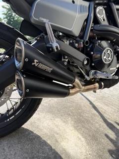 ❗️最終値下げ❗️SV650用　AKRAPOVIC カーボンファイバー マフラー Akrapovic Suzuki SV650 2017-2023 Carbon Slip-On Exhaust System