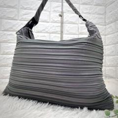 2025年最新】PLEATS PLEASE トートバッグの人気アイテム - メルカリ