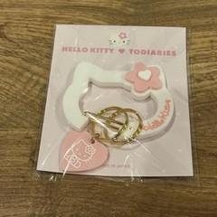 伊勢丹 コラボ 限定 TODIARIES キティ カラビナ トゥーダリアーズ TODIARIES カラビナ キティ サンリオ 伊勢丹 KITTY ピンク