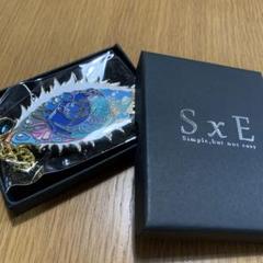 呪術廻戦　SxE 五条悟　夏油傑　六眼　ピンバッジ 呪術廻戦 SxE 五条悟 夏油傑 六眼 ピンバッジ - メルカリ