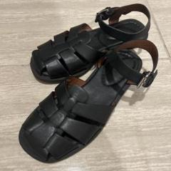 ZARA ブラックストラップサンダル サイズ32のサムネイル