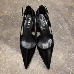PRADA プラダ リボン付きヒールパンプス ブラックエナメル 35 1/2 2025年最新】プラダ レディース パンプスの人気アイテム - メルカリ