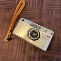 まるお　RICOH R10 シルバー コンパクトフィルムカメラ フィルムカメラの隠れた名機📸RICOH「R10」❗️ - YouTube