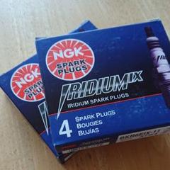 NGK イリジウムプラグ 新品 8本
