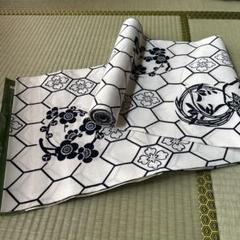 【新品☆綿】三勝染！浴衣反物　幅広長尺 楽天市場】【新品】『三勝染』浴衣反物【綿紅梅】業平菱に藤の花