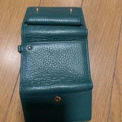 アテニア　グリーン レザー 三つ折り財布