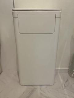 【引渡し希望】　新品未使用　ゴミ箱　ニトリ　ぴったりフィット　白　25Ｌ　スリム