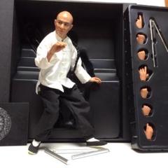 ジェット・リー フィギュア 白い道着 約30cm Amazon | Real Masterpiece 1/6 Collectible Figure - [FEARLESS