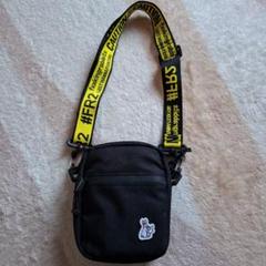 良品 #FR2 ショルダーバッグ ブラック うさぎ レザー XLARGE FR2 ショルダーバッグ 黒 コラボショルダーバッグ - メルカリ