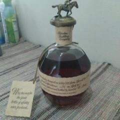 Blanton's シングルバレルバーボン　新品未開封　袋付き　1本 ブラントン シングルバレル 700ml 46.5% 正規品 – 酒庫住田屋