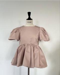 【美品】rosy monster ロージーモンスター　ペプラムパフブラウス ロージーモンスター パフパフオーガンジーぺプラムブラウス