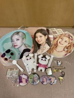 TWICE ダヒョン うちわ 18枚セット 新品未開封 2025年最新】twice ダヒョン うちわの人気アイテム - メルカリ
