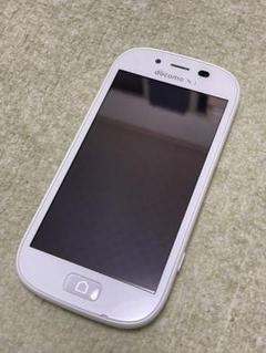 美中古品 F-06F ホワイト 楽天市場】らくらくスマートフォン（通信事業者ドコモ