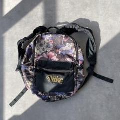11013 NIKE プリントロゴ 花柄 バックパック リュックのサムネイル