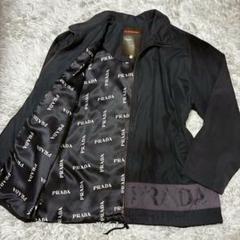 【超希少❗️】美品!プラダ ナイロンジャケット 三角ロゴ カーキ XL 美品/希少XL PRADA ナイロンジャケット 裏地総柄ロゴ ドロー