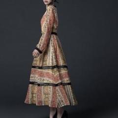 2025年最新】EMIRIAWIZ ワンピース 花柄の人気アイテム - メルカリ